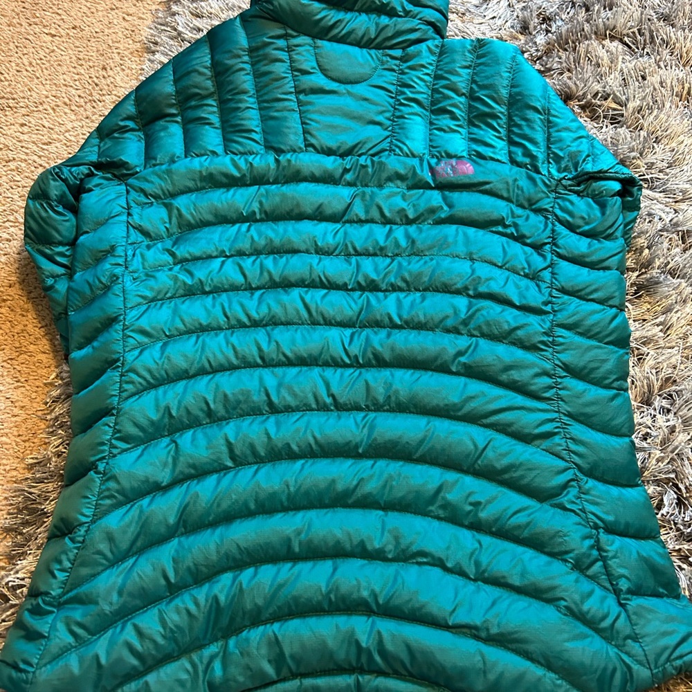 The north face down jacket - Picture 6 of 6